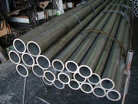 13C引抜鋼管クラン材